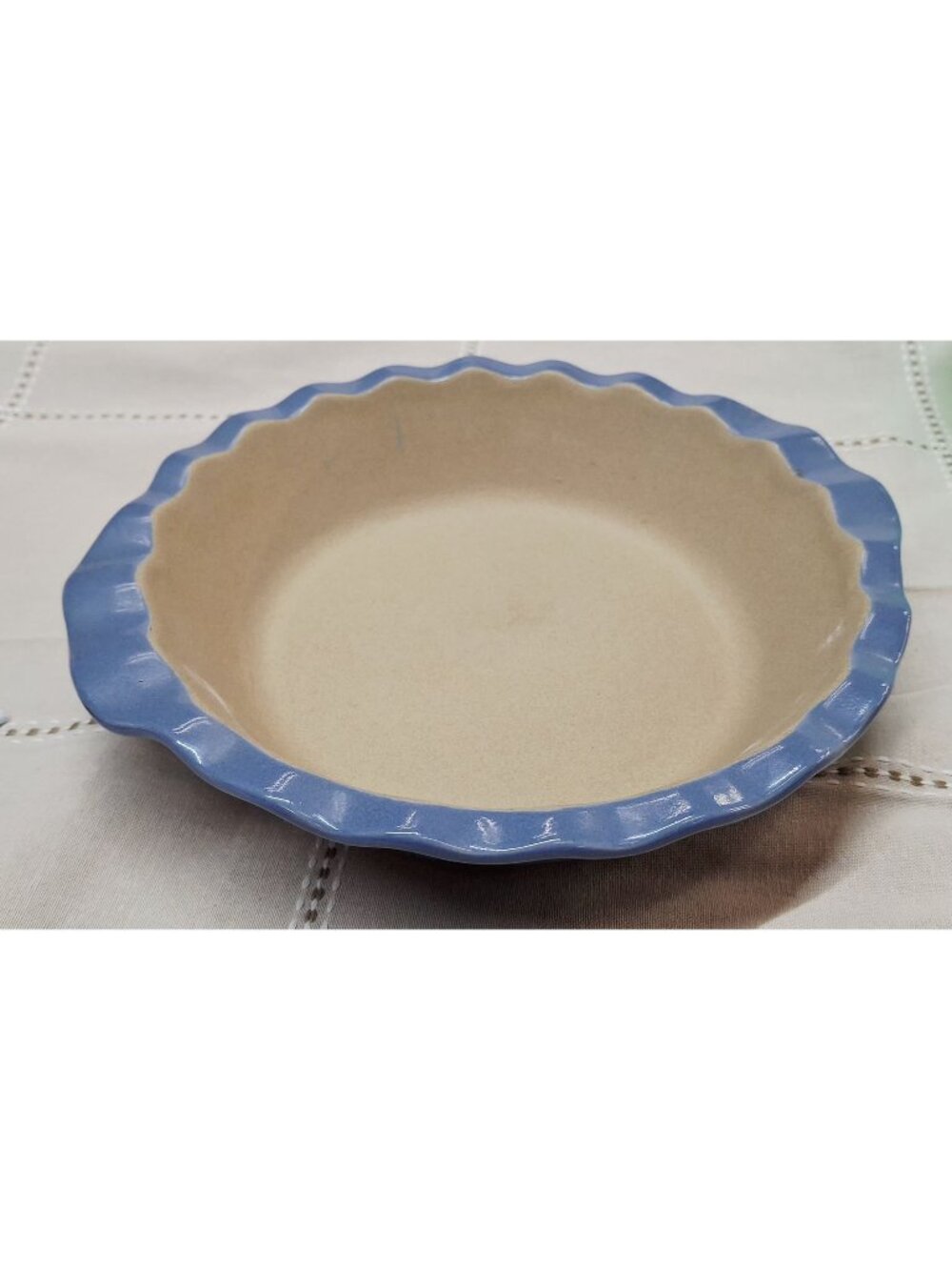 The Pampered Chef Blue Stoneware Pie Dish 9-Inch Scalloped Edges USA-Made